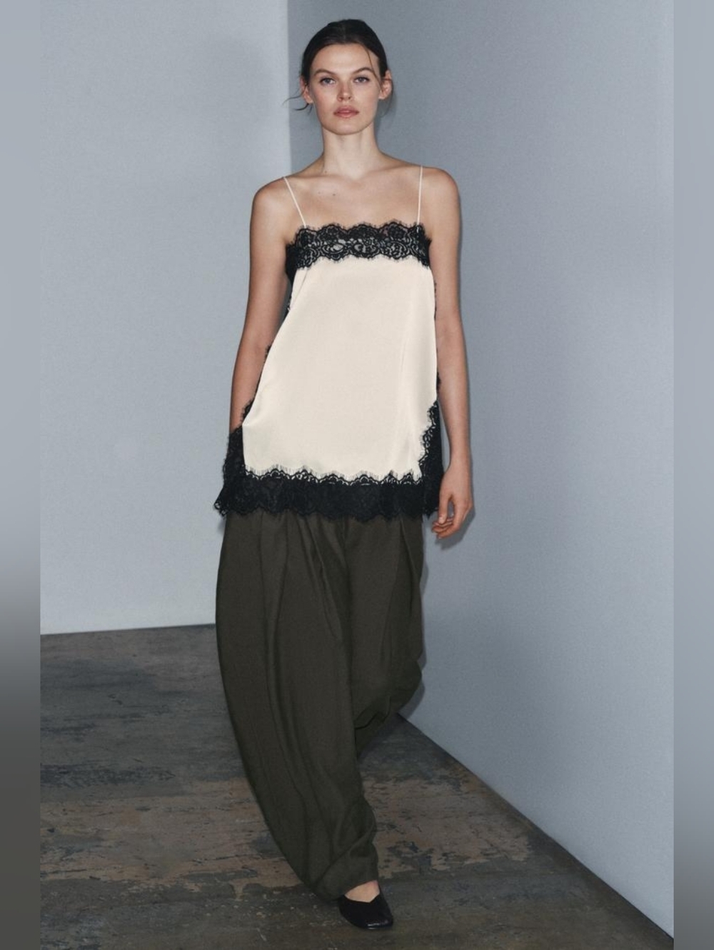 Zara ZW COLLECTION SATIN LACE TOP Size Small